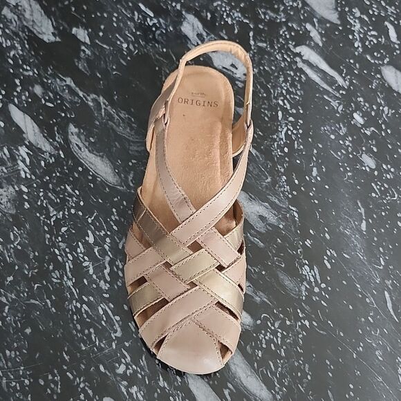EARTH ORIGINS BERRI WOVEN CASUAL ROUND TOE SLIP-ON SANDALS - Picture 13 of 14